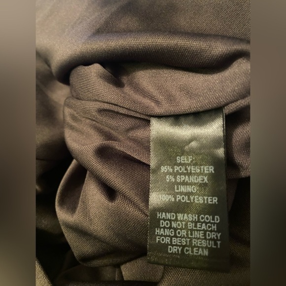 Lulu’s Dress - Picture 5 of 7